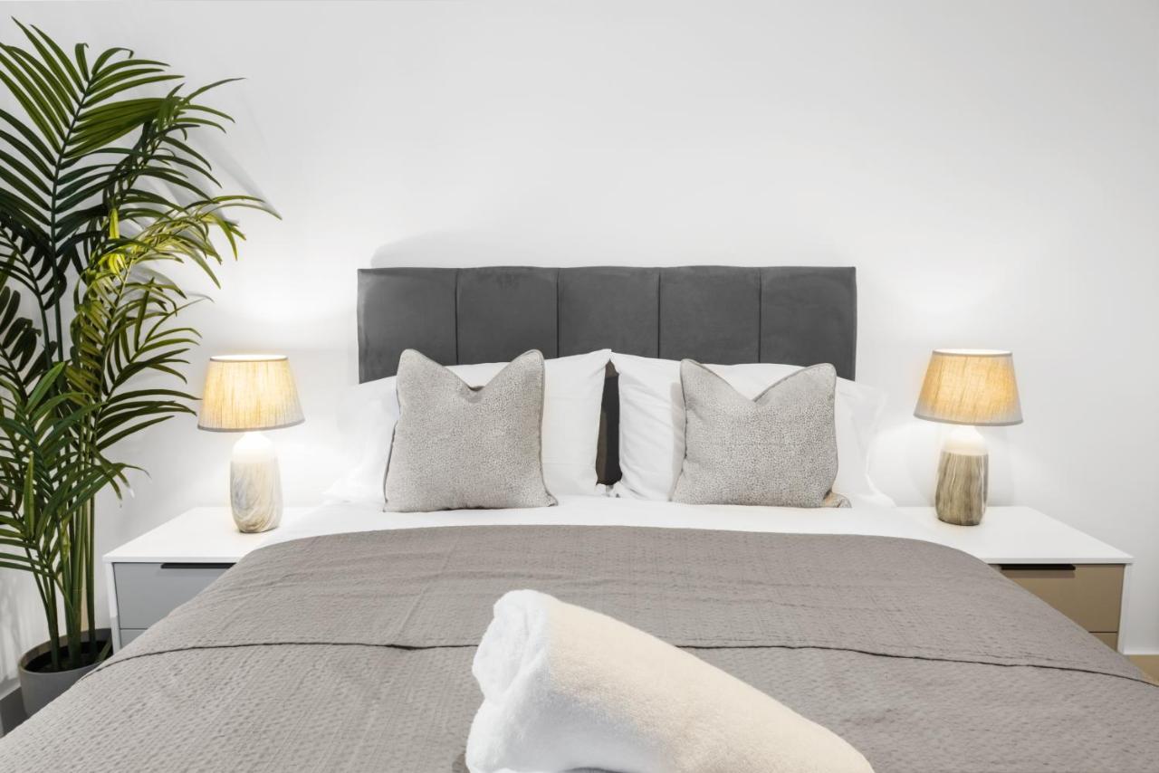 Exoticstay Apartments- 5* Elegant Luxury Centrally Located 2-Bedroom Apt Бирмингем Экстерьер фото