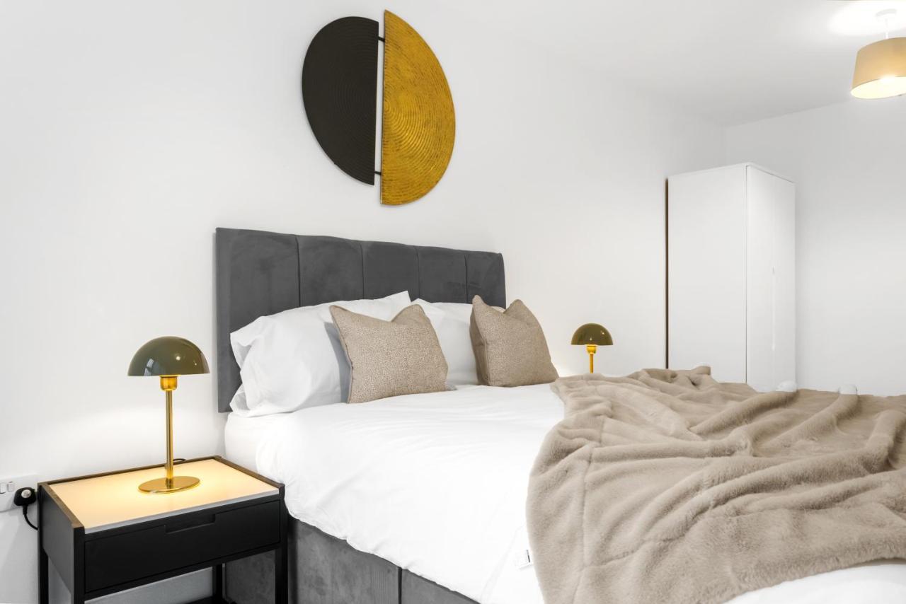 Exoticstay Apartments- 5* Elegant Luxury Centrally Located 2-Bedroom Apt Бирмингем Экстерьер фото